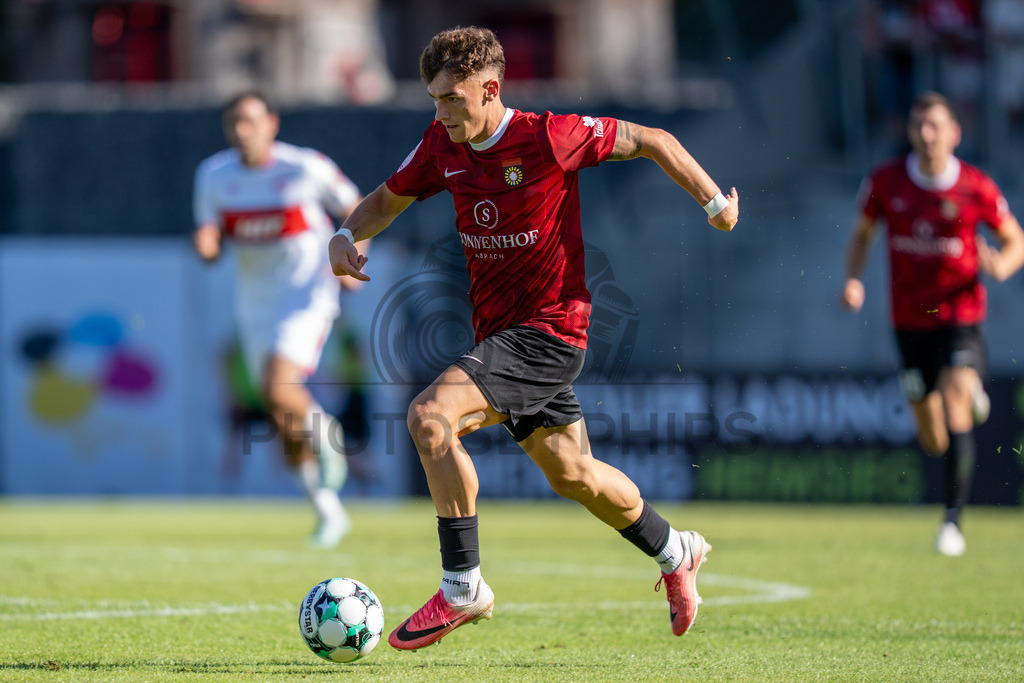 SG Sonnenhof Großaspach vs. Fortuna Köln, Fussball, 3. Liga, 1. Spieltag, 08.08.2026 | Luca Molinari (SG Sonnenhof Großaspach, #21),SG Sonnenhof Großaspach vs. Fortuna Köln, Fussball, 3. Liga, 1. Spieltag, 08.08.2026,DFB regulations prohibit any use of photographs as image sequences and/or quasi-video