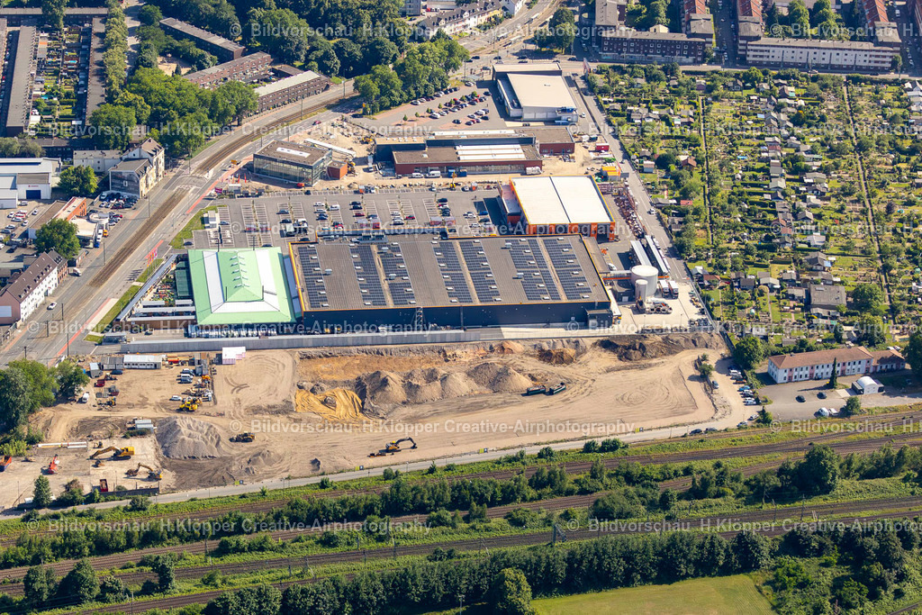 Luftbild Duisburg-4444 | Luftbild Gebäude der Niederlassung des Baumarktes " Hornbach" in Duisburg im Ruhrgebiet im Bundesland Nordrhein-Westfalen, Deutschland - Realisiert mit Pictrs.com
