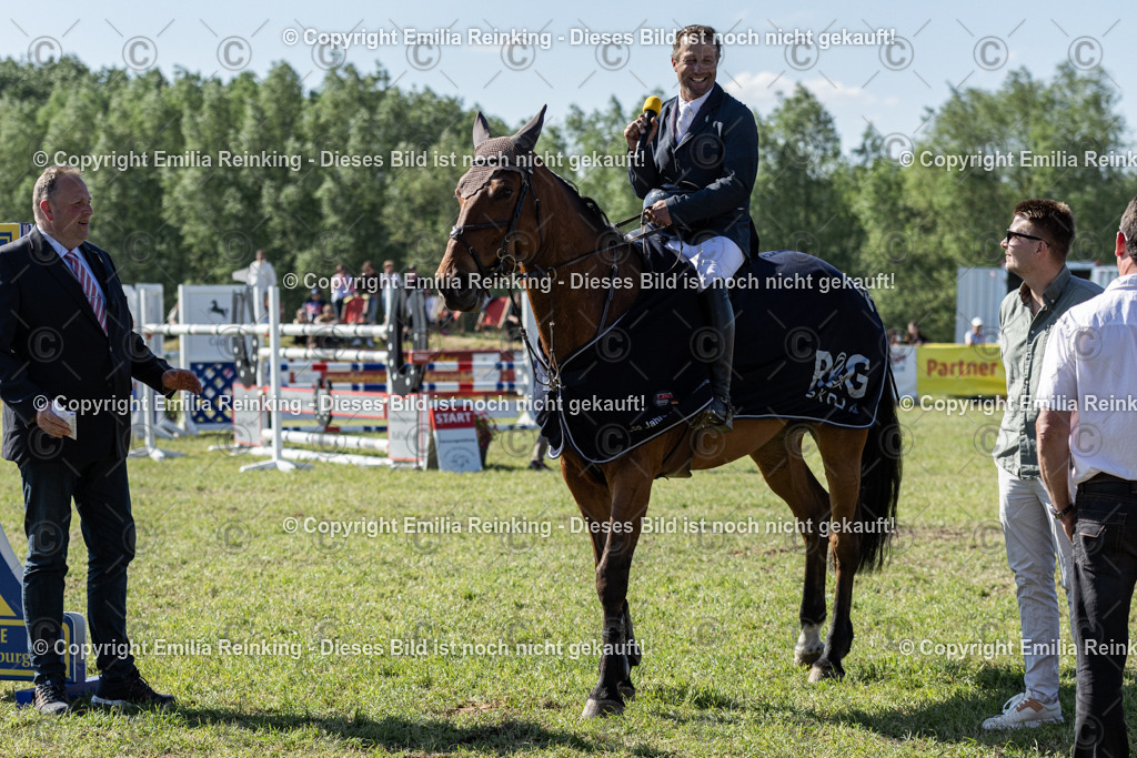 CL5A1542 | Emilia Reinking Fotografie - Realisiert mit Pictrs.com