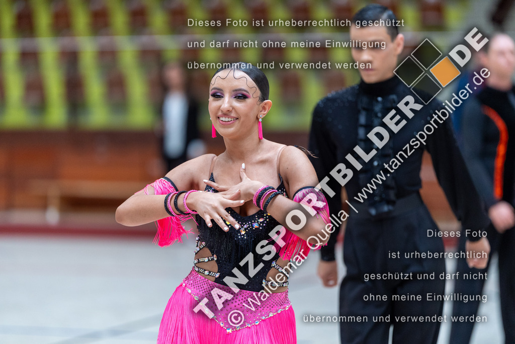 20240810-00549 | Hier finden Sie Tanz Bilder vom Latein und Standard Formationen tanzen. Sportbilder vom Tanzsport. Schöne Fotos und von Weltmeisterschaft, Europameisterschaft, Bundesliga, Regionalliga, Oberliga und Landesliga sowie von GOC Stuttgart, DanceComp, WM Bremen