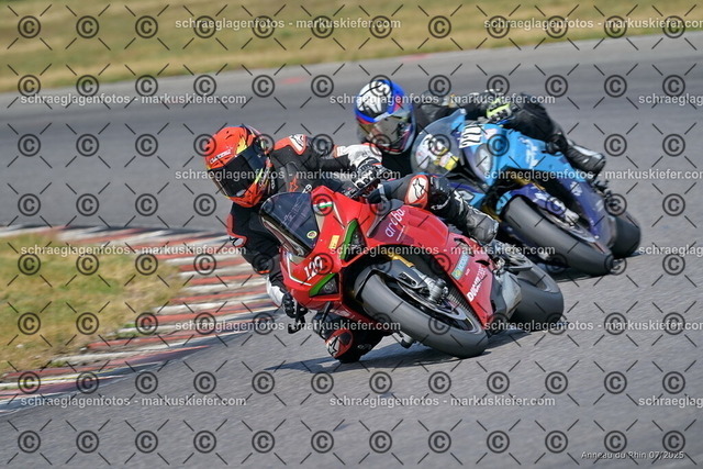 25bt04-1833 | markuskiefer.com - Realisiert mit Pictrs.com