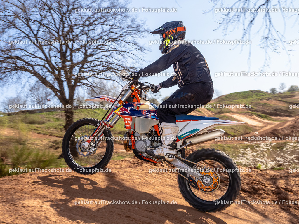 Schweyen040525-118 | Trackshots.de / Fokuspfalz.de - Realisiert mit Pictrs.com