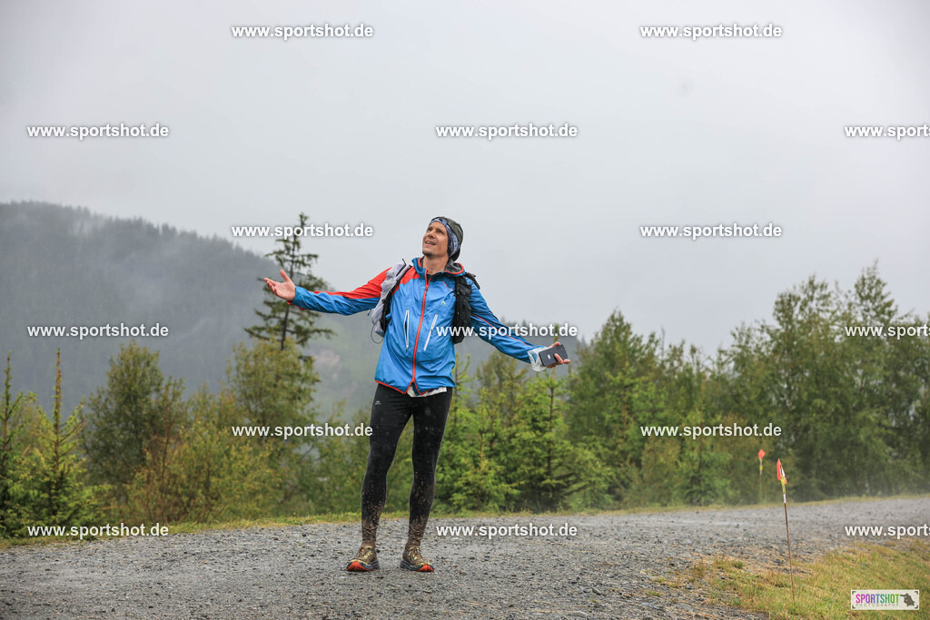 007A2724 | Rund um das Thema Sport-Event-Fotografie & individuelle Teilnehmerfotos. Jeder Teilnehmer wird fotografiert.