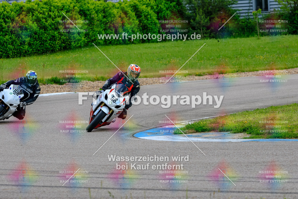 MotoTeam-8919 | Hier findet Ihr Bilder von Touristenfahrten auf der Nürburgring Nordschleife oder von anderen Veranstaltungen die ich besucht habe. Viel Spass beim Durch Schauen 