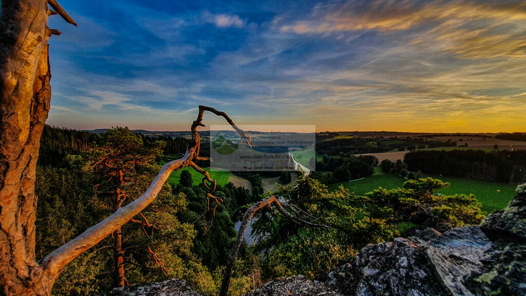 Sonnenuntergang am Petersgrat | Impressionen rund um Hochfranken - Frankenwald - Fichtelgebirge - Realisiert mit Pictrs.com