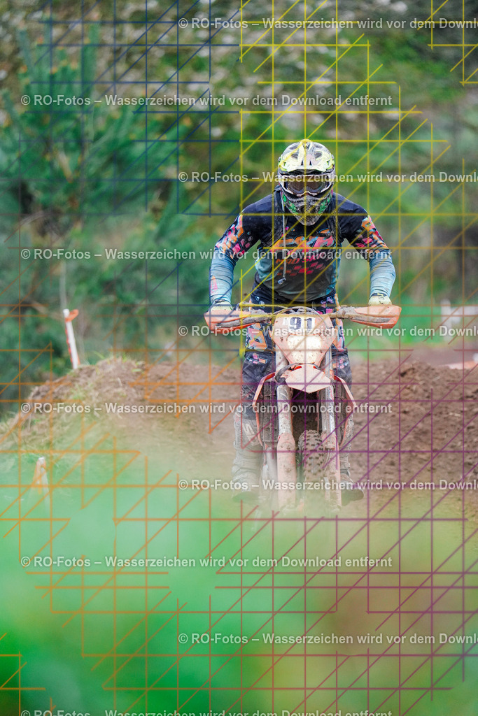 4 Lauf Mernes-704 | Sportfotografie von RO-Fotos: Motorsport, Motocross, Enduro, Laufveranstaltungen und Triathlon. Professionelle Fotos von Sportlern und Events. - Realisiert mit Pictrs.com
