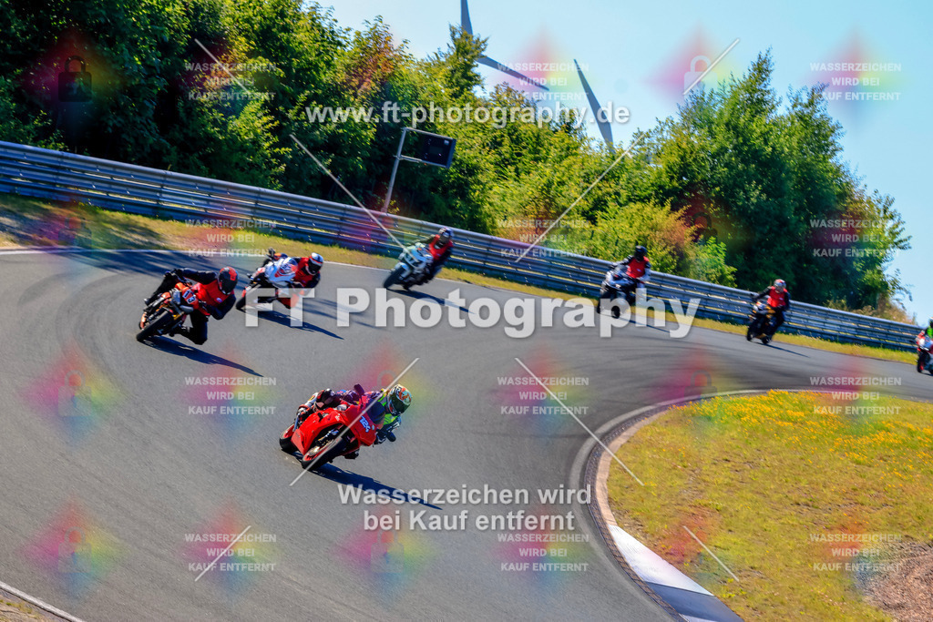 _TCM5713 | Hier findet Ihr Bilder von Touristenfahrten auf der Nürburgring Nordschleife oder von anderen Veranstaltungen die ich besucht habe. Viel Spass beim Durch Schauen 