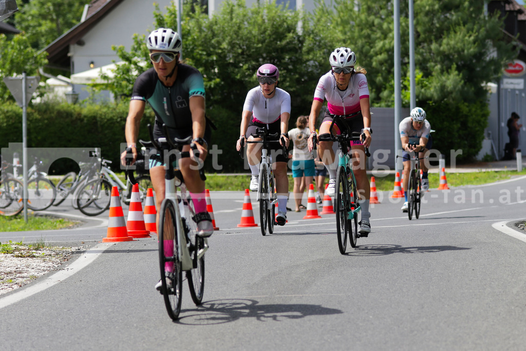 Klagenfurt 2026 | Chiara Mezzetti (ITA),  Michelle Maria Motschnig (AUT) Ironman, Klagenfurt 2026,  Lambichl, Klagenfurt , Austria. Photo: Ernst Krawagner - Realisiert mit Pictrs.com