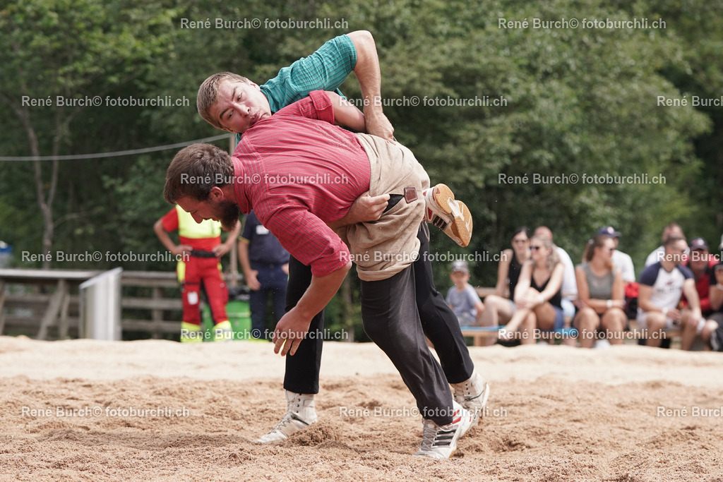 DSC09776-2 | René Burch leidenschaftlicher Fotograf aus Kerns in Obwalden.  Hier finden sie Sport, Landschaft und Natur Fotografie.
 - Realisiert mit Pictrs.com