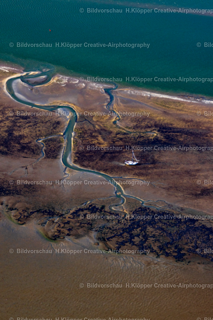 Wattenmeer Nordsee Nordfriesische Inseln 439A6798 (47) | Luftbildfotografie und Luftbildfotograf Hermann Klöpper - Realized with Pictrs.com