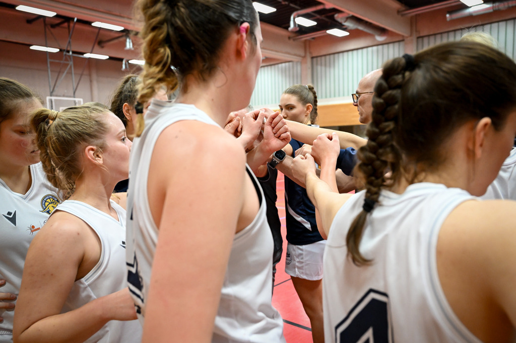 gml_080 | Fotos von Basketballspielen aus dem Raum NRW fotografiert von Gero Mueller-Laschet und Daniel Schaefer - Realisiert mit Pictrs.com