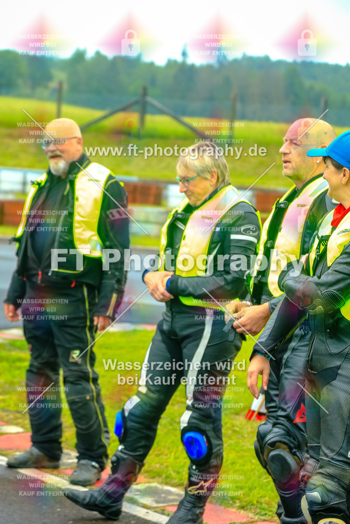 OBK-5957 | Hier findet Ihr Bilder von Touristenfahrten auf der Nürburgring Nordschleife oder von anderen Veranstaltungen die ich besucht habe. Viel Spass beim Durch Schauen 