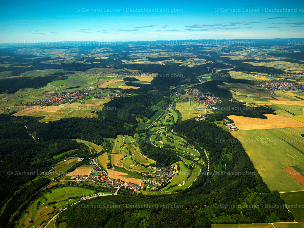 2825666 | Golfclub Schloss Weitenburg,Neckarverlauf und Landschaft bei Bieringen