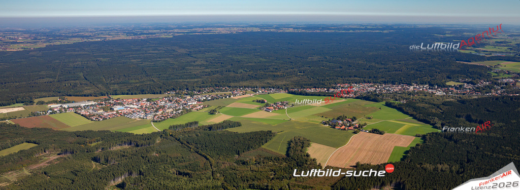 Das Luftbild der Stadt Kirchseeon wurde 2021 vom Flugzeug heraus erstellt (keine Drohne) Aufnahmehöhe ca.450 Meter- hohe Bildauflösung und Druck-Qualität garantiert!