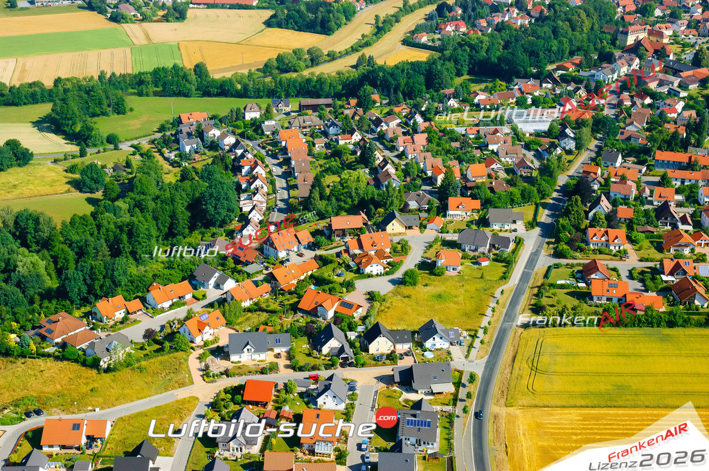Die Luftaufnahme der Stadt Küps wurde vom UL-Flugzeug heraus erstellt ( keine Drohne )- hohe Auflösung für beste Qualität