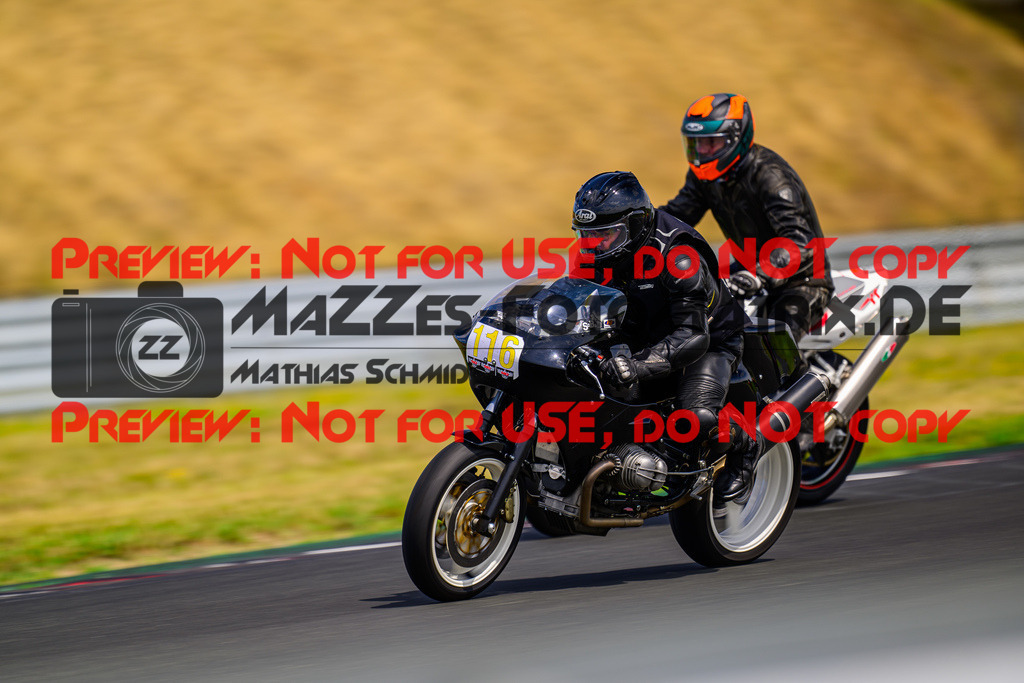 MaZZes_FotoMatrix_240725_6007705_4190 | GELB