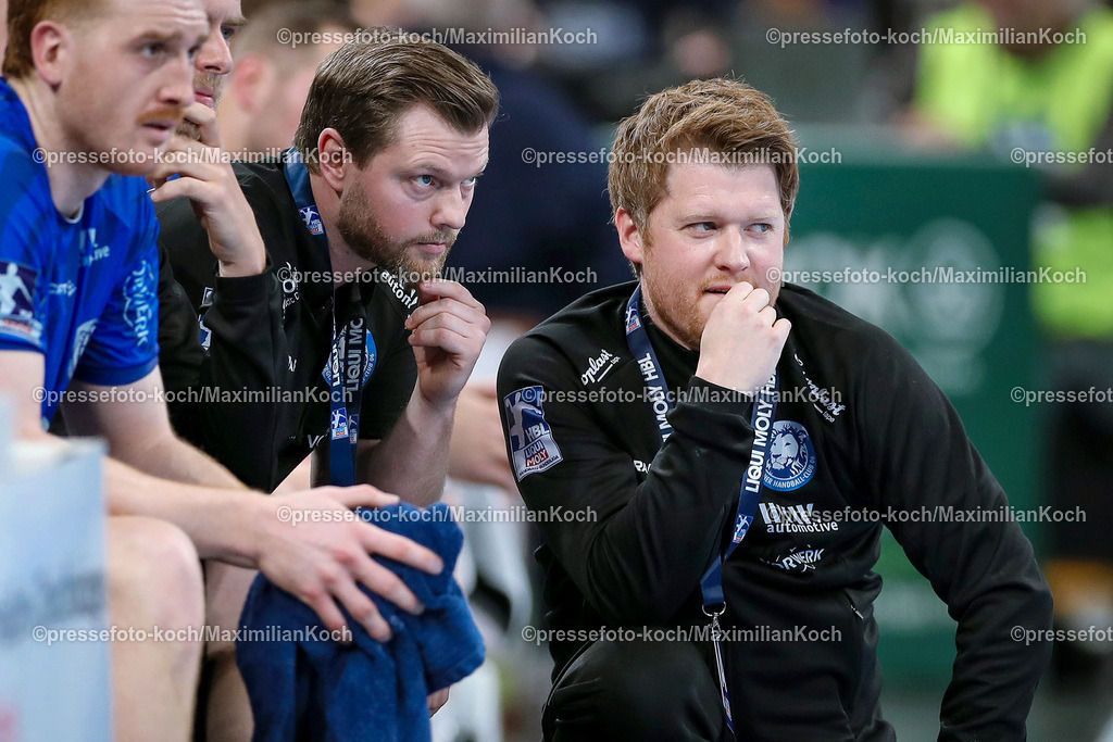 Due1HBL02062402076 | 02.06.2024, Handball, Düsseldorf, PSD-Bank Dome, Liqui Moly Handball Bundesliga, Spieltag 34, Saison 2023 2024, Bergischer HC - SG Flensburg-Handewitt: Headcoach Trainer Arnor Thor Gunnarsson (Bergischer HC) und Headcoach Trainer Markus Pütz (Bergischer HC)