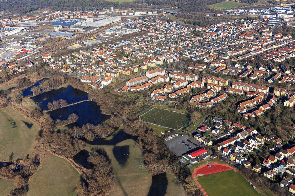 Rohrhofer Straße von Westen | Luftbild: Rohrhofer Straße von Westen im Ortsteil Rheinau in Mannheim im Bundesland Baden-Württemberg in Deutschland. Foto: IMG_125486.jpg vom 21.02.2021 durch Werner Riehm/FLY-FOTO.de - Realisiert mit Pictrs.com