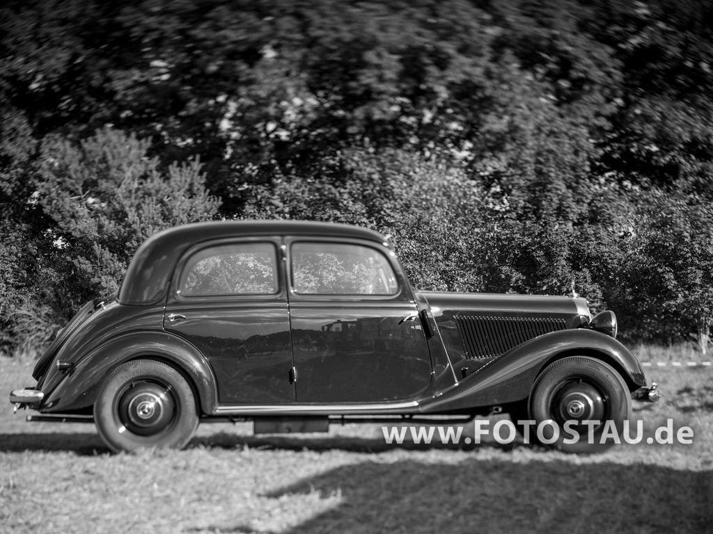 20250928-00345 | Quakenbrück 2025 Oldtimer und Youngtimer Treffen - Realisiert mit Pictrs.com