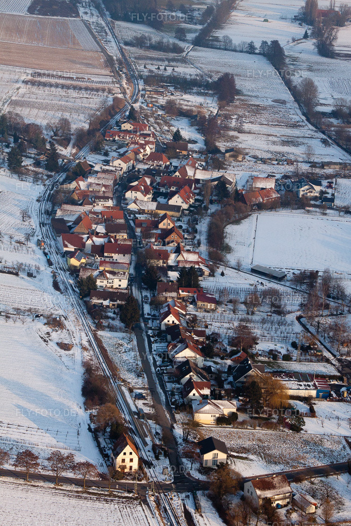 Luftbild: im Winter im Ortsteil Drusweiler in Kapellen-Drusweiler im Bundesland Rheinland-Pfalz in Deutschland. Foto: IMG_24527.jpg vom 16.02.2010 durch Werner Riehm/FLY-FOTO.de
