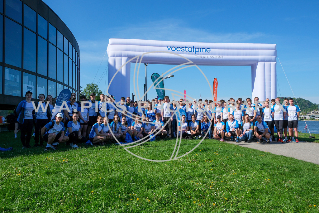 ..... | LINZ,AUSTRIA,27.April 24, Int. 3 Brückenlauf Linz  , Image shows: Photo: WAPICS / Michael ring