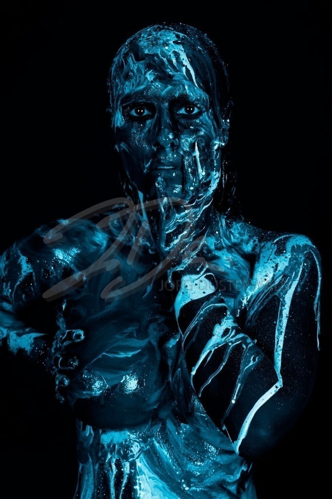 BodyArt-DARKBLUESPLASH_6737a | #030 | Modell: Sonia | Foto: Tschiponnique Skupin - Realisiert mit Pictrs.com