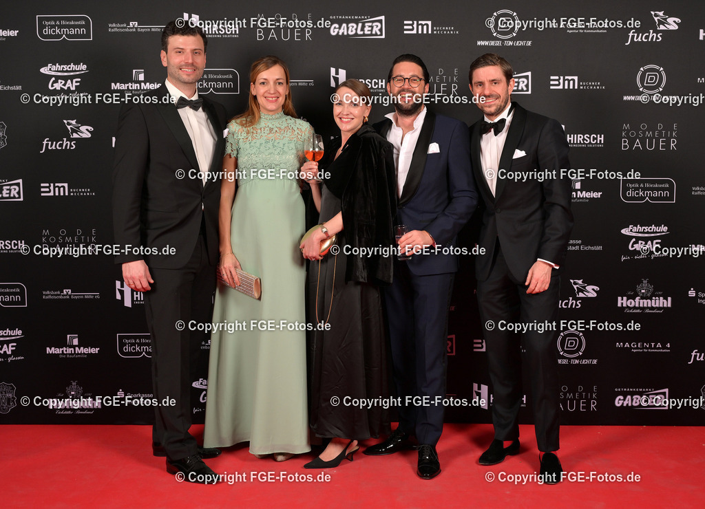 20240114-fge-fotos-0363 | Eröffnungsball der FGE am 14.01.2024 im Alten Stadttheater in Eichstätt. - Realisiert mit Pictrs.com