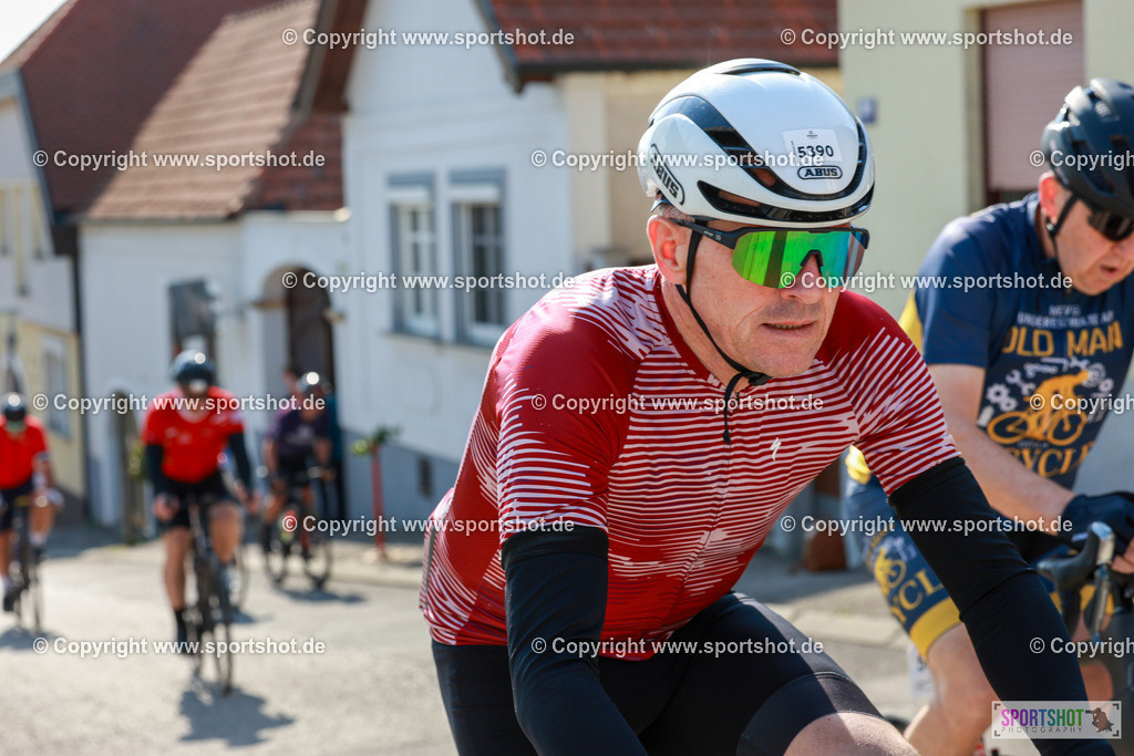 752_AR6_9198 | Neusiedlersee Radmarathon 2026@sportshot_your_pictrs #yourpictures#roadtowm2029 #nrm #neusiedlerseeradmarathon #neusiedlersee #neusiedlerseetourismus #burgenland #mörbisch #nrm26 #burgenlandtourismus #voglundco #poweredbyburgenlandtourismus #radsport #rad #marathon #ucigranfondo #visitburgenland #ucigranfondoworldseries