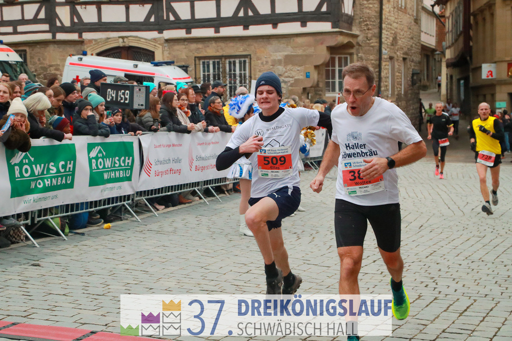 VR Bank Hauptlauf 10000m | 3 Koenigslauf 2023 - Realisiert mit Pictrs.com