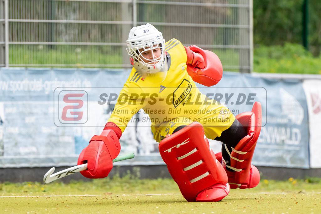 HK_20240407_100114 | 1. Bundesliga Hockey Damen Rot-Weiss Köln - Harvestehuder THC am 7.4.2024 Rot-Weiss Köln, Köln , Krüger Rosa Torfrau ( Harvestehuder THC #32 )