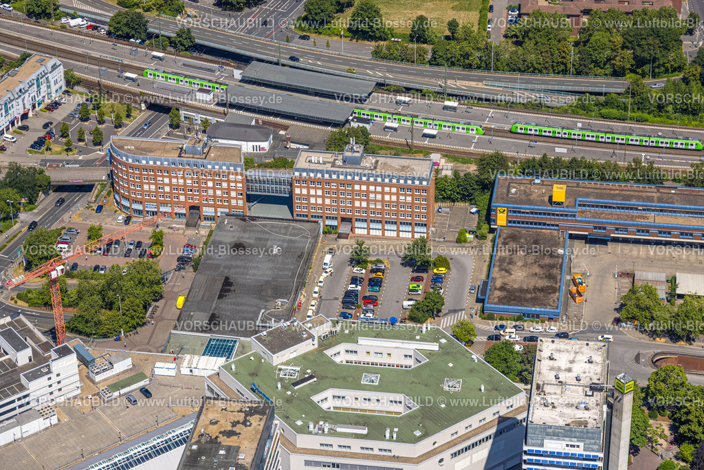 Muelheim230703974 | Luftbild, Forum City und Hochhäuser Hans-Böckler-Platz, Mülheim Hauptbahnhof mit S-Bahn, Altstadt II - Südost, Mülheim an der Ruhr, Ruhrgebiet, Nordrhein-Westfalen, Deutschland