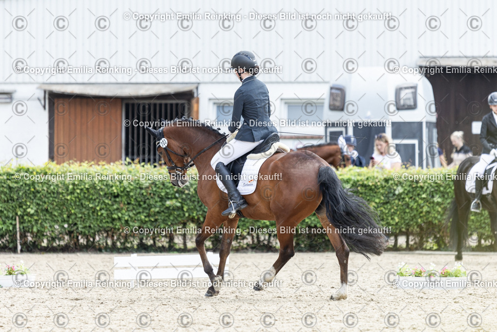 CL5A8507 | Emilia Reinking Fotografie - Realisiert mit Pictrs.com