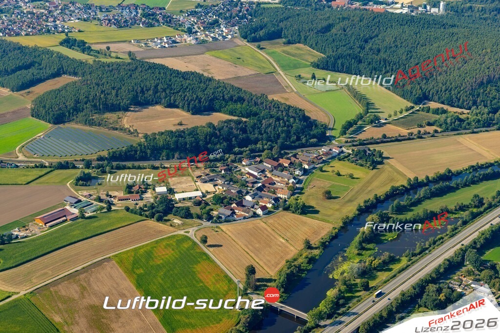 Das Luftbild zeigt : Brensdorf Stulln - Die Luftaufnahme wurde 2024 vom UL-Flugzeug aus erstellt ( keine Drohne ) - Hochauflösende Luftaufnahme - Für grossformatige Ausdrucke geeignet. Die Geschenkidee !Mit Lizenz und Bildrechte bestellbar