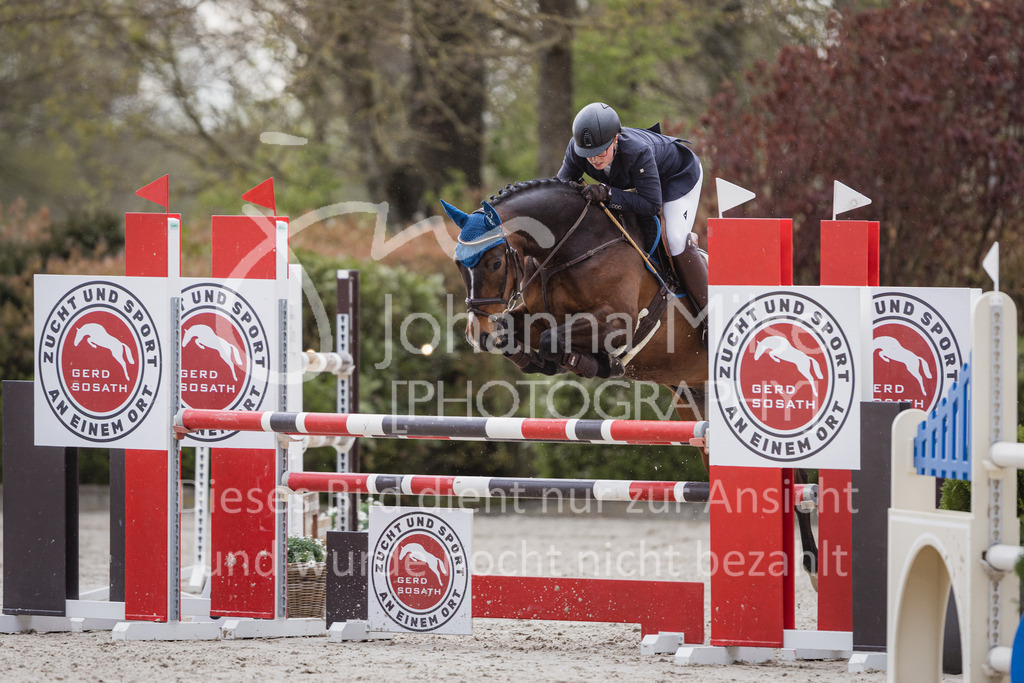 230426_HofSosath_Stil-L-522 | Deine schönsten Turniermomente als professionelle Fotos! Entdecke hochwertige Pferdesport-Fotografie im Online-Shop. Jetzt Fotos finden & bestellen!