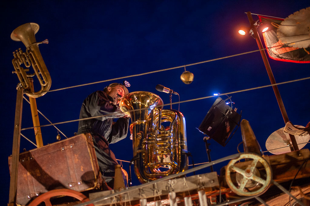 Jazzmaschine | Die Jazzmaschine im Forte Belvedere Leisnig zum Festival Hallo Leisnig 2022. - Realisiert mit Pictrs.com