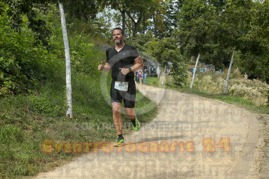 250824_1341_EX1_3252 | Sportfotografie im Rhein-Sieg Kreis, Köln, Bonn, NRW, Rheinland Pfalz, Hessen, etc. Unser Tätigkeitsfeld umfasst den Laufsport vom Volkslauf über den Marathon, Duathlon, Triathon bis zum Ultralauf wie Kölnpfad Ultra oder Schindertrail.