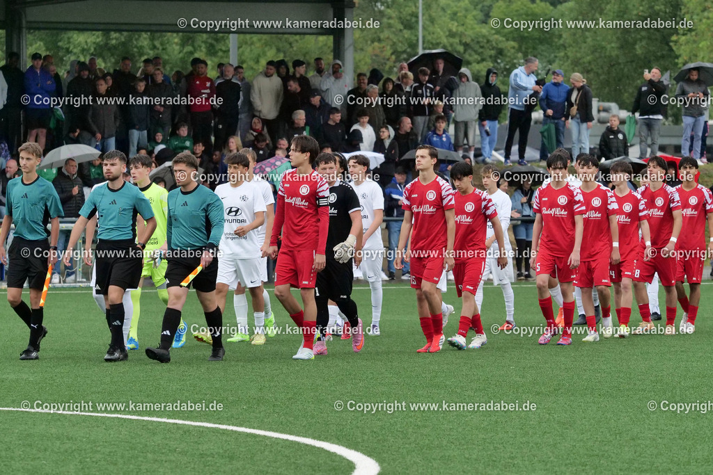 Fußball : C-Junioren : Aufstieg Regionalliga West : SUS 09 Dinslaken - Vfb 03 Hilden am 04.06.2026 in Dinslaken | Fußball : C-Junioren : Aufstieg Regionalliga West : SUS 09 Dinslaken (rotr Trikots)- Vfb 03 Hilden (weiße Trikots) am 04.06.2026 in Dinslaken - Realisiert mit Pictrs.com