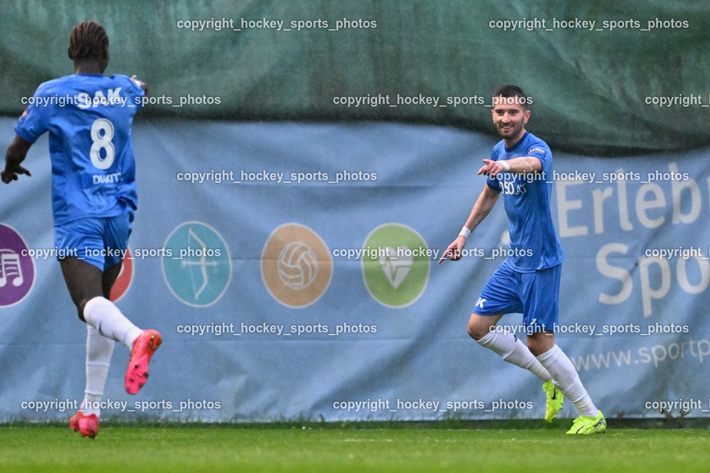 SAK vs. KAC 1909 | Jubel SAK Mannschaft, #8 Issa Diakite SAK, #7 Hrvoje Jakovljevic SAK, SAK vs. KAC 1909, SAK vs. KAC 1909 am 17.04.2025 in Klagenfurt (Sportpark Welzenegg), Austria, (Photo by Bernd Stefan)