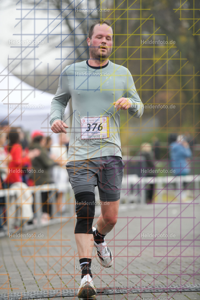 Neusser Erftlauf 2025  | 15km Neusser Erftlauf 2025 Foto: Heldenfoto.de