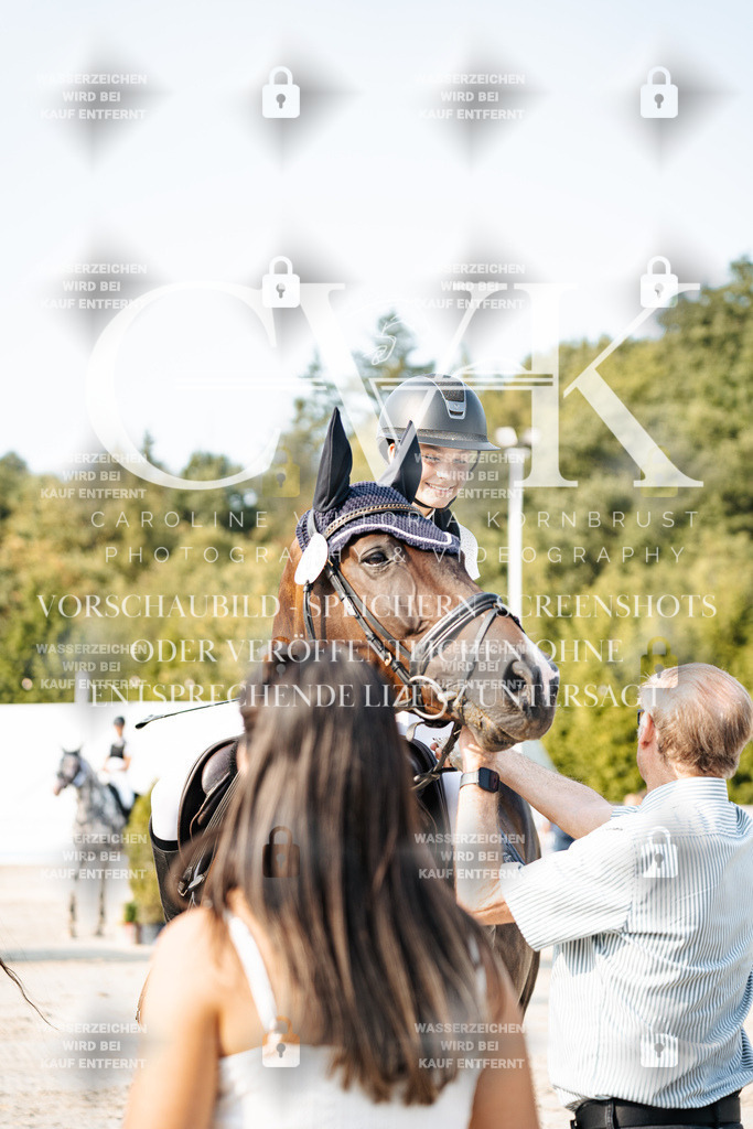 CK704446 | Turnierfotografie Pferdefotografie Trier Rheinland-Pfalz Pferdesport Reitsport Tierfotografie Sportfotografie Pferdevideo Pferdevideografie Equestrianvideography equestrianphotography  - Realisiert mit Pictrs.com