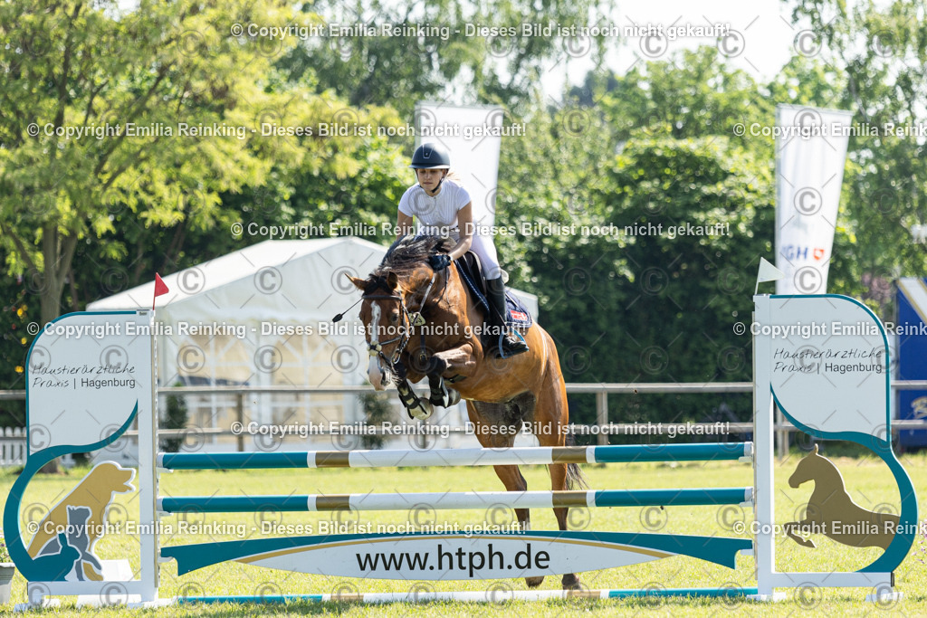 CL5A8198 | Emilia Reinking Fotografie - Realisiert mit Pictrs.com