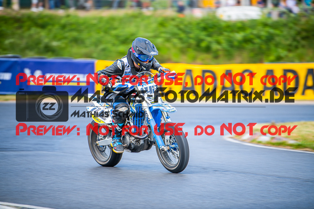 MaZZes_FotoMatrix_220528_5131 | Fotograf Mathias Schmid
Sportfotograf,
Eventfotograf,
Hochzeitsfotograf,
Portraitfotograf