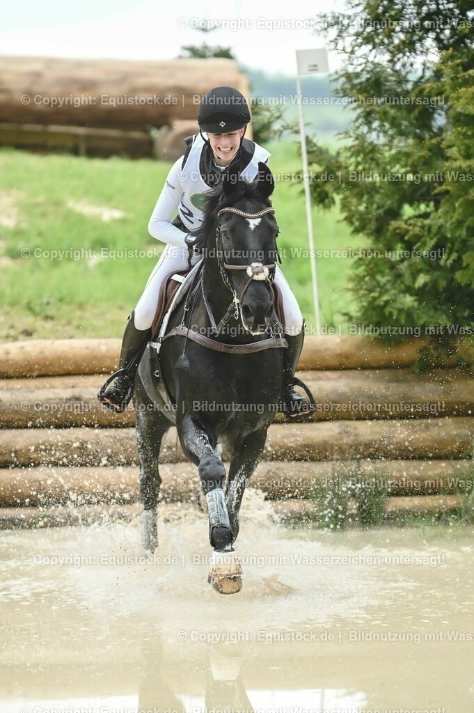 20230513_CCI2_Section2_Gelände_0133 | equistock
