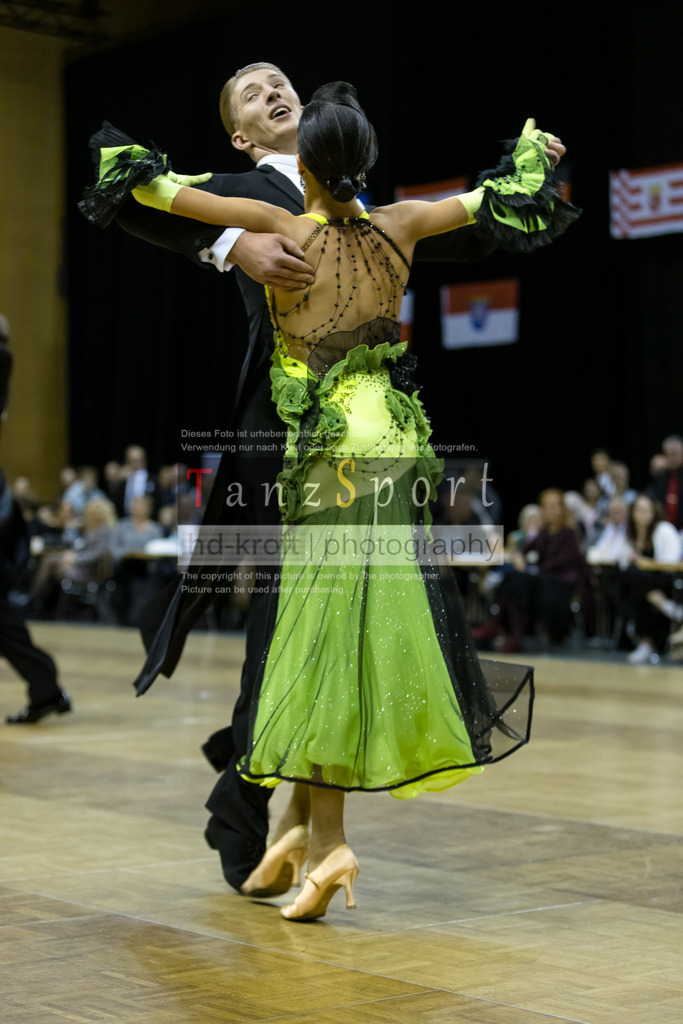 20241102_DC_HGR_Std_09162 | Tanzsportbilder, Standardtanz, Lateintanz, WDSF, DTV, LTVB, dancecomp, goc, hessen tanzt, blaues band der spree, walzer, tango, wiener walzer, slowfox, quickstepp, samba, rumba, cha-cha-cha, paso doble. jive, hd-kroft photography, turniertanzsport