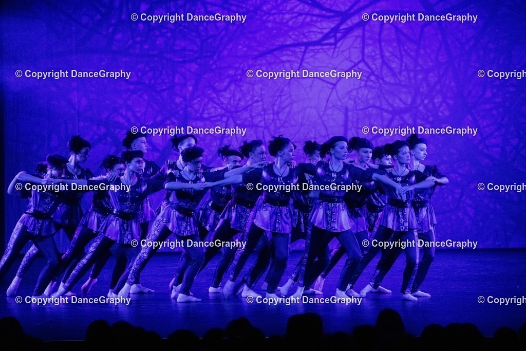 GPHY1663 | DanceGraphy - Realisiert mit Pictrs.com