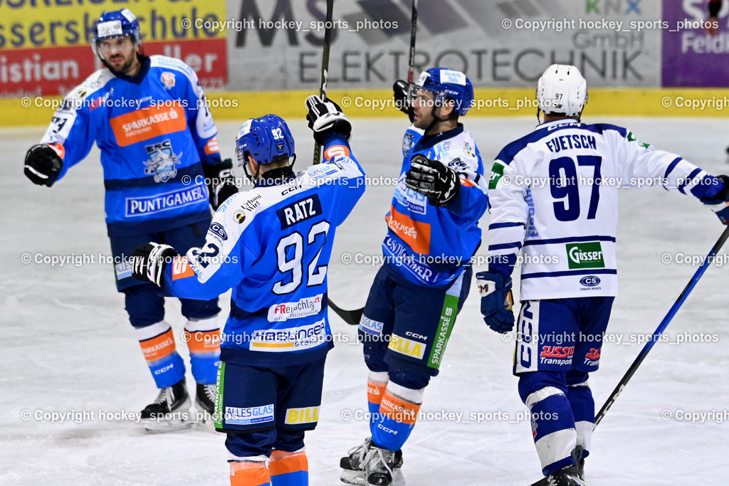 ESC SPARKASSE STEINDORF vs. UECR Huben  | Jubel ESC Steindorf Mannschaft, #92 Ratz Patrick ESC Steindorf, #79 Petrik Benjamin ESC Steindorf, #57 Wilfan Franz ESC Steindorf, #97 Fuetsch Johannes UECR EISBÄREN HUBEN, ESC SPARKASSE STEINDORF vs. UECR Huben , ESC SPARKASSE STEINDORF vs. UECR Huben  am 06.02.2026 in Steindorf (Ossiachersee Halle), Austria, (Photo by Bernd Stefan)