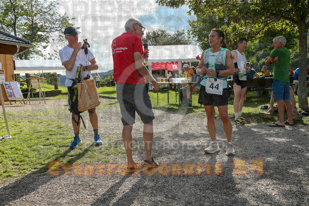 230826_1637_EX1_1611 | Sportfotografie im Rhein-Sieg Kreis, Köln, Bonn, NRW, Rheinland Pfalz, Hessen, etc. Unser Tätigkeitsfeld umfasst den Laufsport vom Volkslauf über den Marathon, Duathlon, Triathon bis zum Ultralauf wie Kölnpfad Ultra oder Schindertrail.
