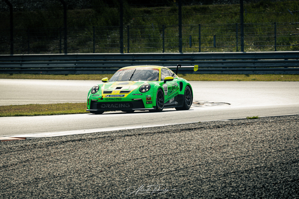R6AT1086 _Alexander Tschuncky | Entdecken Sie die faszinierende Welt von Alexander Tschuncky Arts: Kreative Fotografie, atemberaubende Automobilkunst und hochwertiger Bilderdruck. Lassen Sie sich inspirieren! - Realisiert mit Pictrs.com