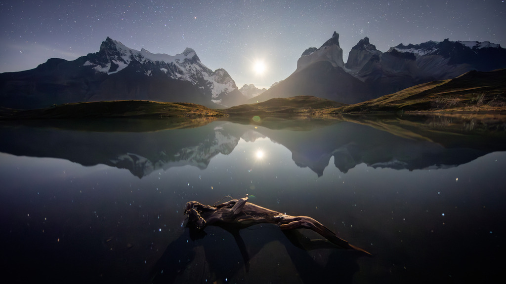 Moonshine | tobiasneyer - Realisiert mit Pictrs.com