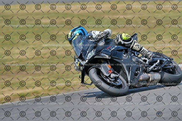 25bt04-1818 | markuskiefer.com - Realisiert mit Pictrs.com